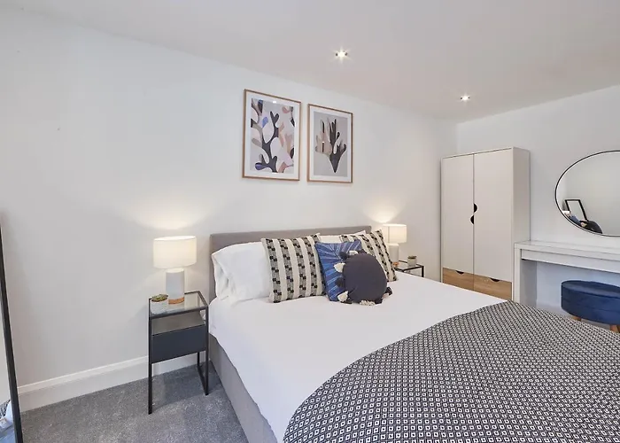 Host & - Haven * ويتبي