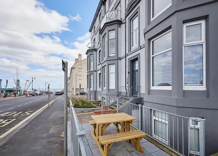 Host & - Haven Whitby