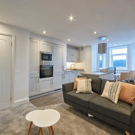 Host & - Haven Apartment